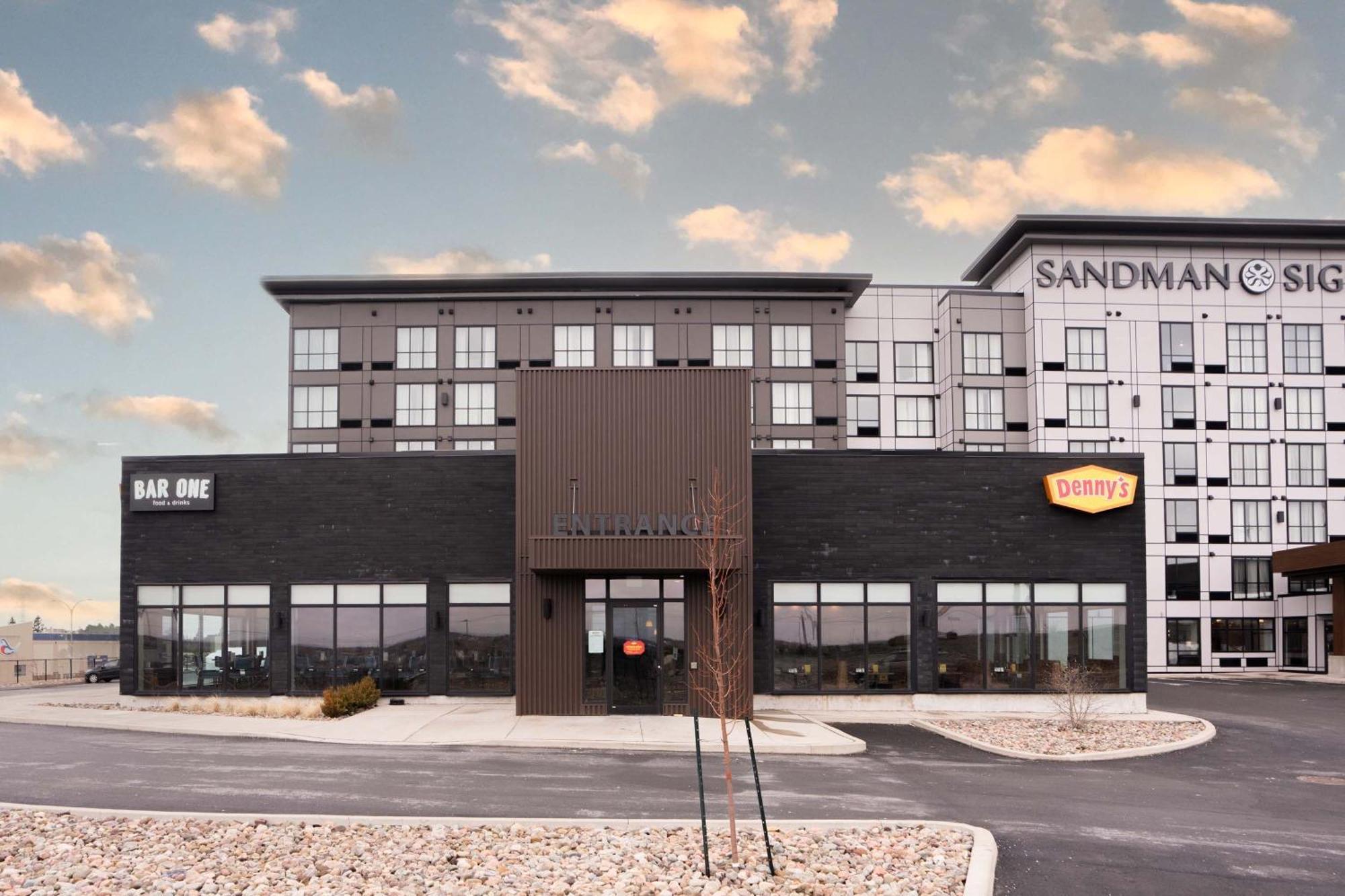 Sandman Signature Dartmouth Hotel & Suites ภายนอก รูปภาพ