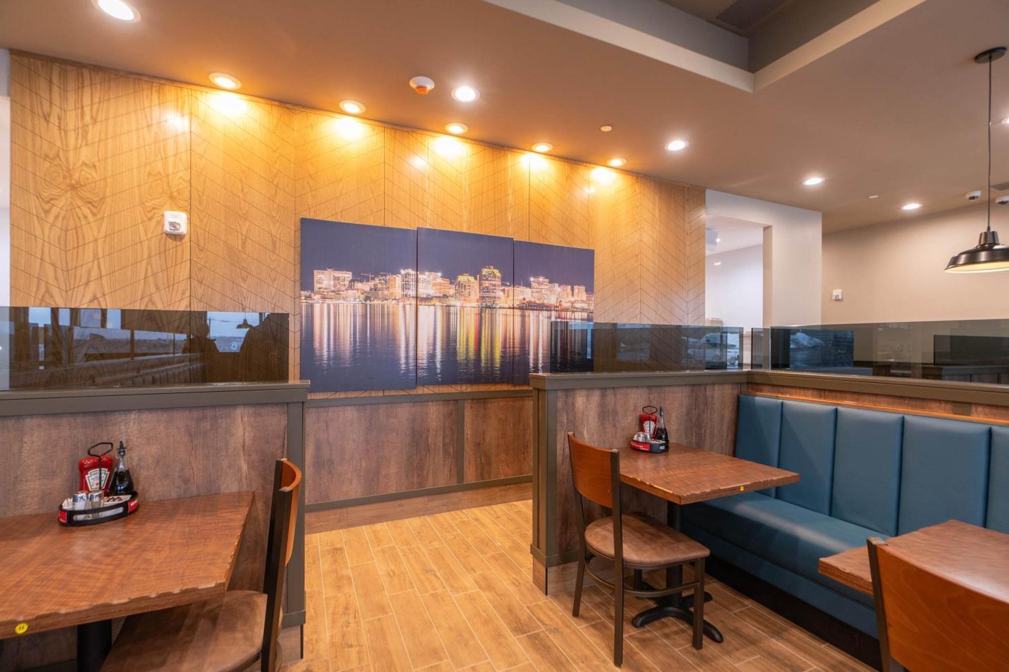 Sandman Signature Dartmouth Hotel & Suites ภายนอก รูปภาพ