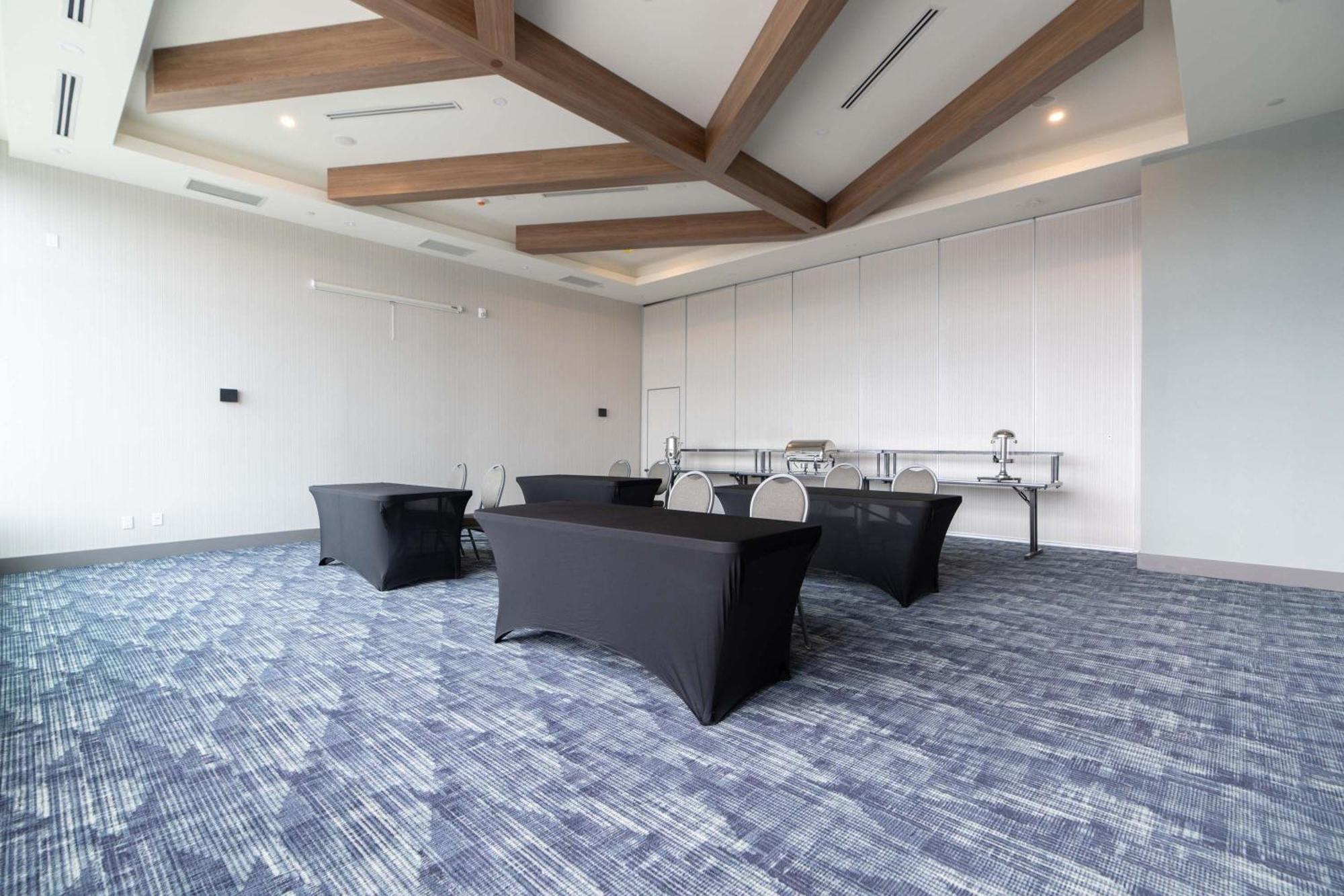 Sandman Signature Dartmouth Hotel & Suites ภายนอก รูปภาพ