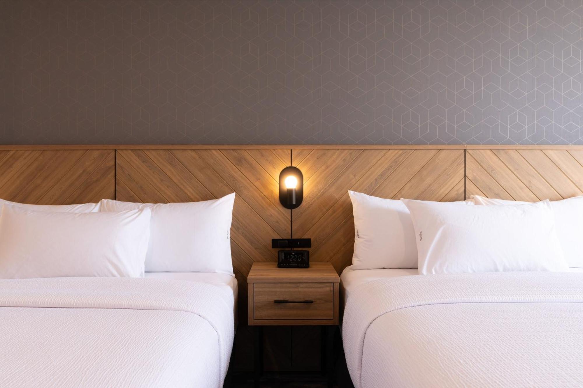 Sandman Signature Dartmouth Hotel & Suites ภายนอก รูปภาพ